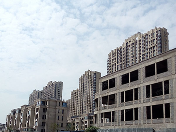 博赢建筑与敬业达合作施工廊坊孔雀城大公馆外墙装饰装修项目