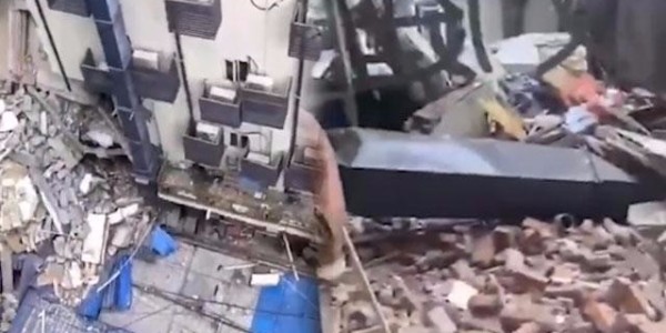 武汉酒店大楼坍塌