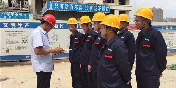 施工富思特真石漆您一定要选择博赢建筑团队