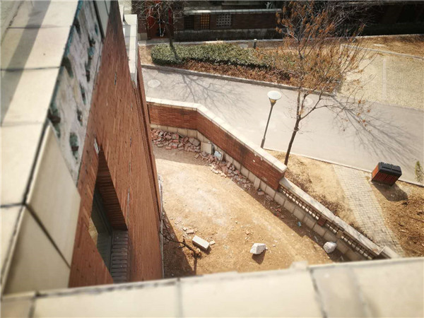 博赢建筑处理外墙贴砖脱落