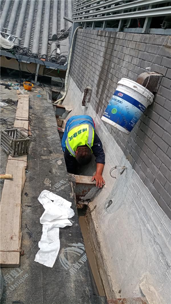 东方雨虹屋面自粘防水卷材修补